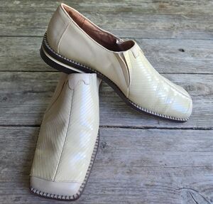 Fratelli Footwear Men's Cream Leather Square Toe Dress Shoe Size 9.5